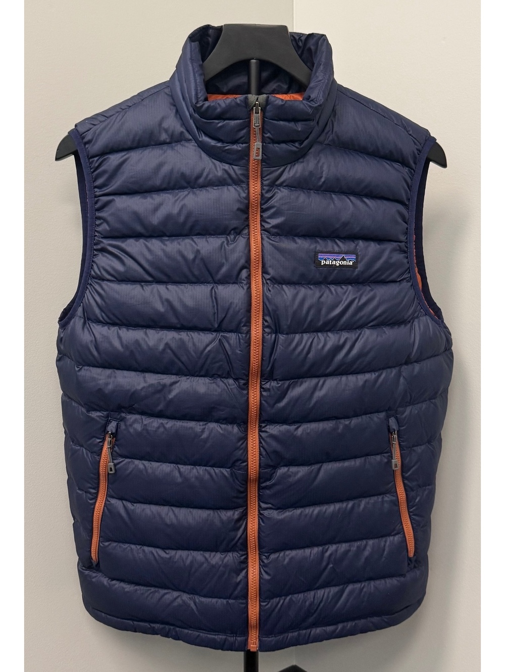 Patagonia Men’s Medium Full Zip Down Sweater Vest Puffer Goose Jacket Navy Blue!